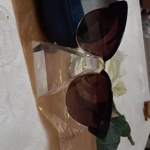 INVU EYEGLASS FRAMES.